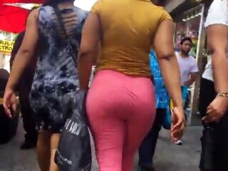 bubble rump latina milf vtl in rosy stretch pants